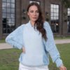 Blusa Peludinha Azul confeccionada pela Pretto Malhas